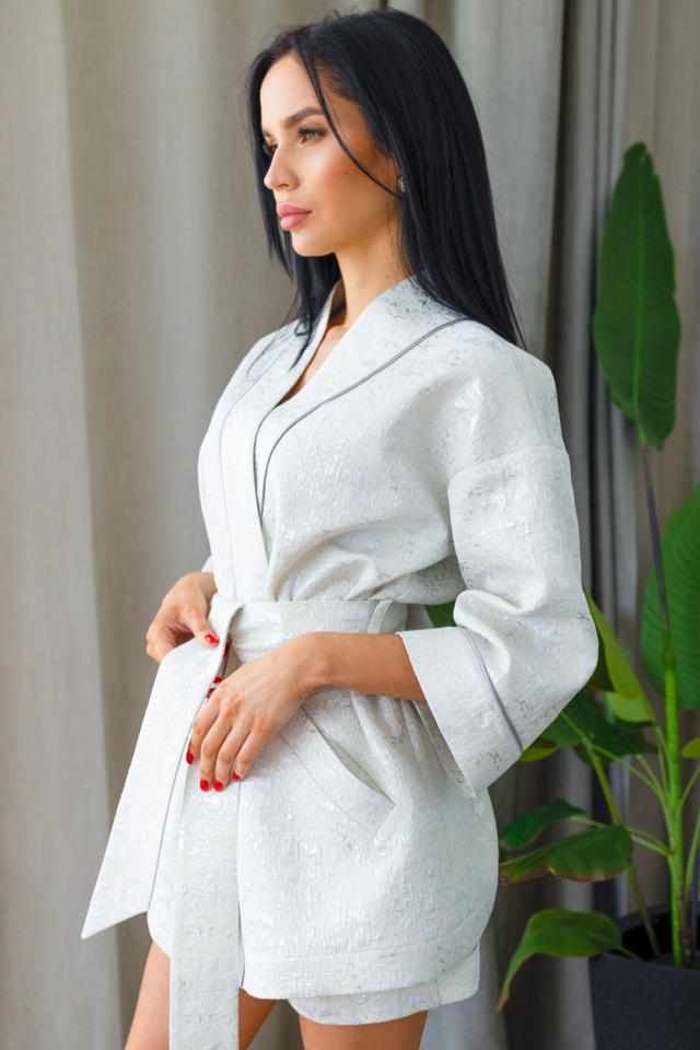 Ivory Elegance Kimono